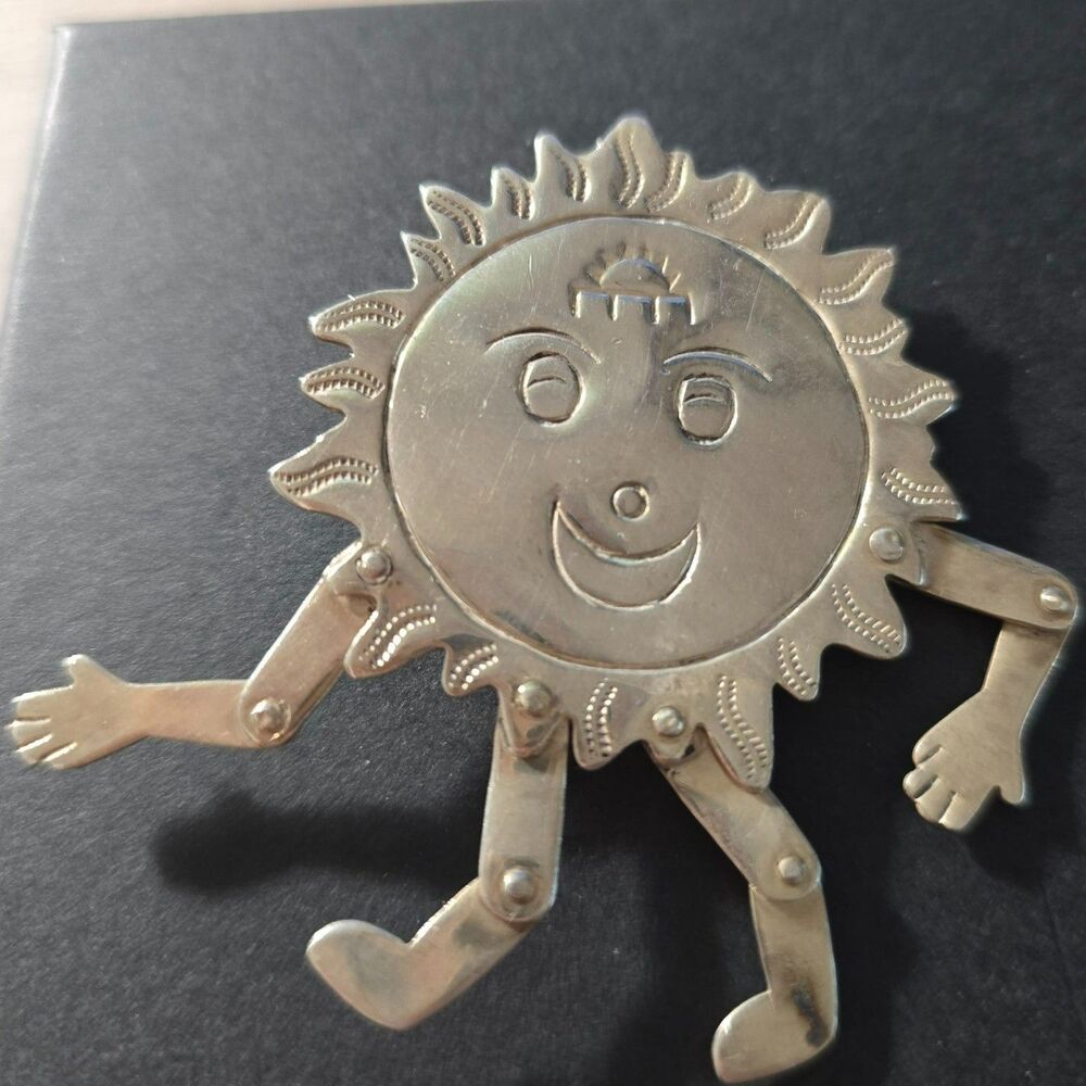 Vintage Articulated Sun Brooch Signed Woods 925